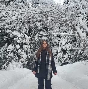 Meet your Posher, Desiree